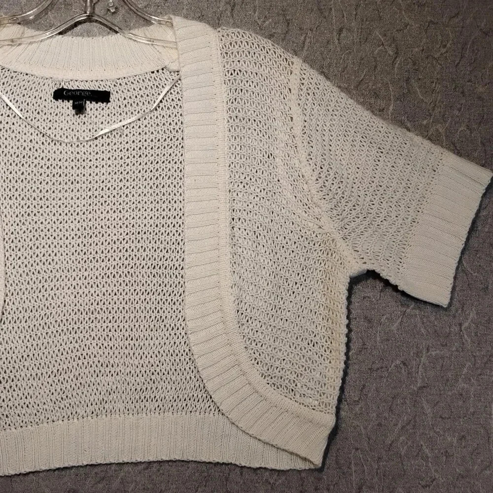 George Women's White Knitted Short Sleeve Bolero NWOT Size Medium - Picture 7 of 9